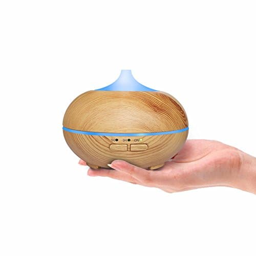 Bbymie mini size Aroma Essential Oil Diffuser, 150ml Wood Grain Ultrasonic Cool Mist Whisper-Quiet Humidifier with Color LED Lights Changing &amp; 4 Timer Settings&amp;easy to carry(150ml pale)