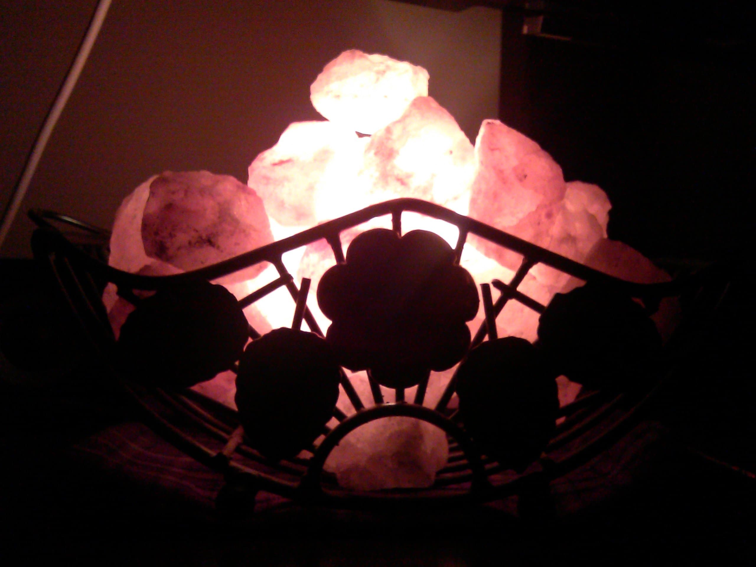 Black Wrought Iron Himalayan Salt Lamp Basket