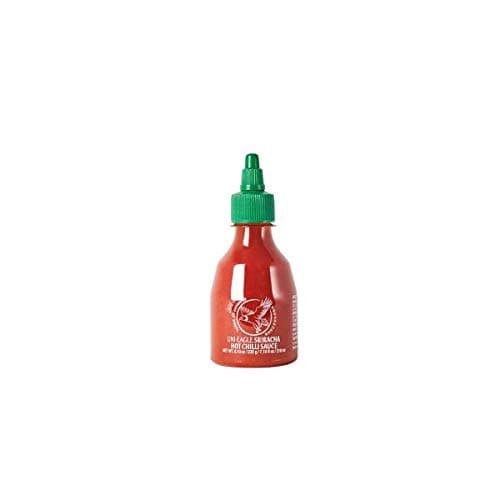 Uni Eagle Natural Colour Sriracha Hot Chilli Sauce 210ML