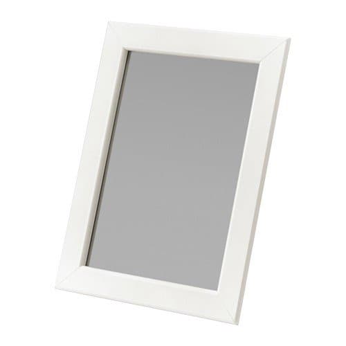 IkeaFiskbo frame in white; (13 x 18 cm)