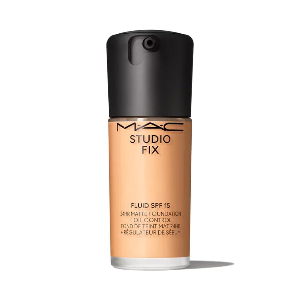 Cosmetics Studio Fix Fluid Foundation SPF15 24HR Matte NC20 30ml