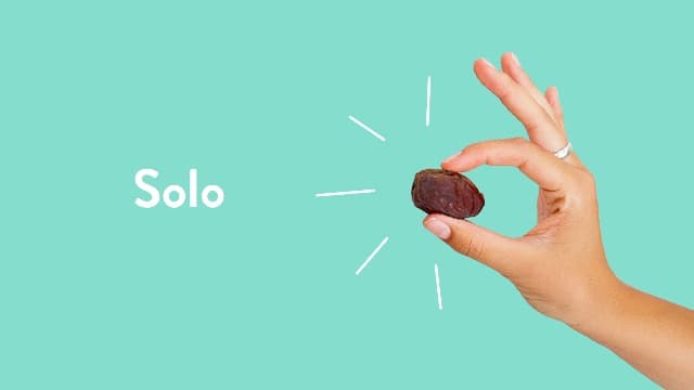 Joolies Organic Whole Medjool Dates | Large Size, 4.4 Pound Ramadan Gift Box | Fresh California Grown Fruit | Vegan, Gluten-Free, Paleo, No Sugar Added | Great Holiday Gift for Friends & Family