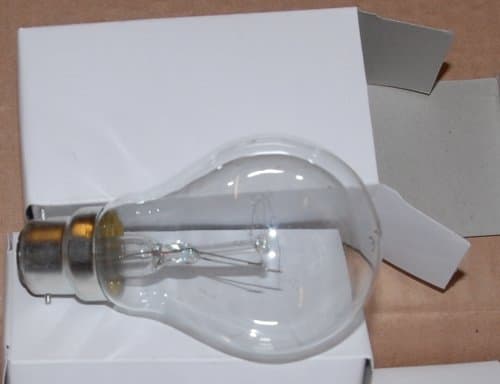 60 WATT CLEAR GLS LIGHT BULBS BAYONET CAP 10 PACK [Energy Class E]