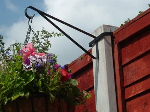 RUNADI MyGardenGreen 3 x Hanging Basket Brackets for Concrete Posts supports Easy Fill baskets