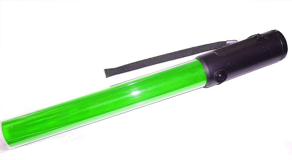 Diskpro, 14.5 inch Traffic Baton Light, 18 Green LED with two flashing modes, plus 1 White LED on tip, using 3 AA-size batteries. Good for Outdoor activities.