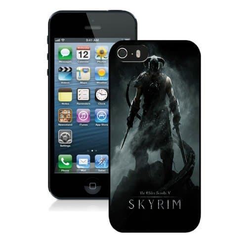 The Elder Scrolls V Skyrim Dragonborn Warrior Skyrim Sword Helmet Black iPhone 5S Cover Case,Beautiful Case