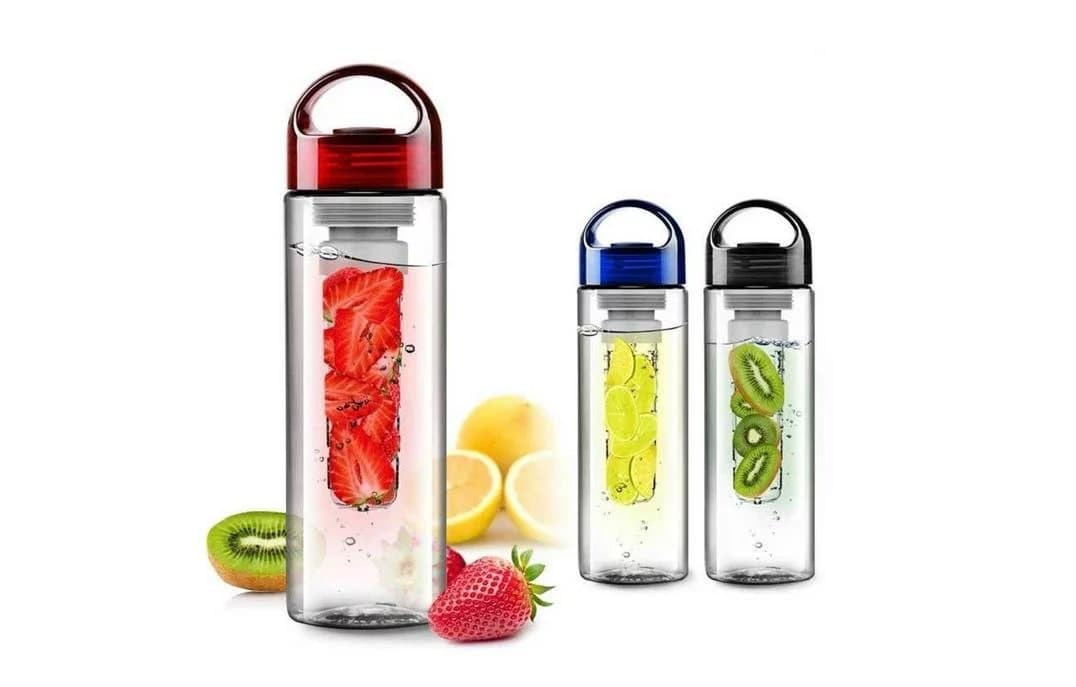 700ml Blue Fruit Infusing Water Bottle with Fruit Infuser and Flip Lid Lemon Juice Make Bottle-Black