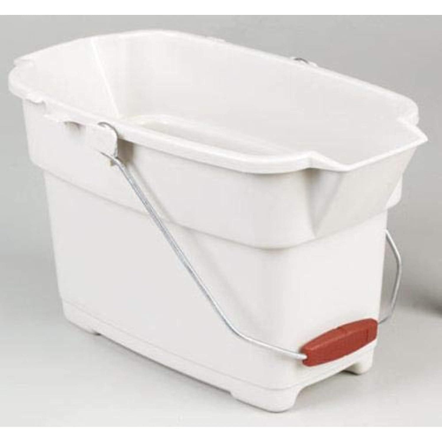 Rubbermaid Roughneck Square Bucket, 14-Quart, Bisque, Comfortable/Durable Pour Handle, Sturdy Pail Bucket for Household Cleaning/Mopping