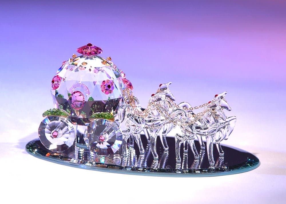 CRYSTAL WORLD Medium Fantasy Coach