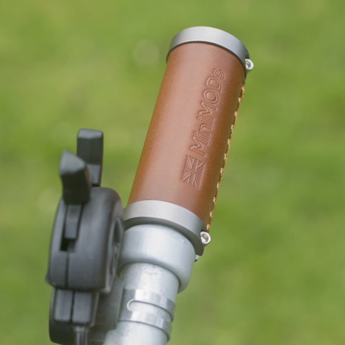 MiniMod's Short BROMPTON Leather Grips M/H/S type Handlebar Straight BROWN
