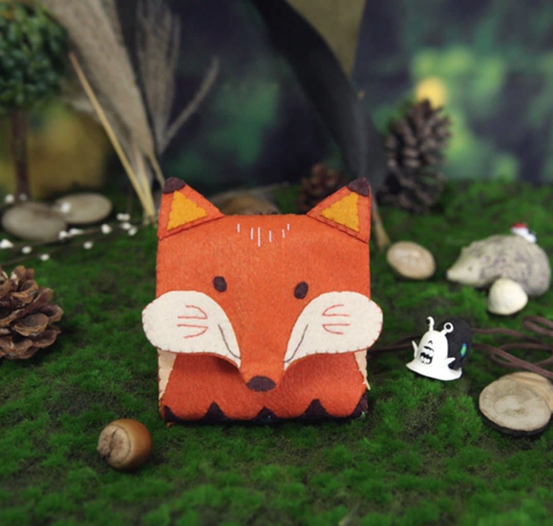 GUchina Fox Nick Wallet DIY Polyester Felt Nonwoven Fabric Craft Kit, Sew and Stuff Kit, Whimsy Kit, make your own bag/doll/ figurine (FOX Wallet)