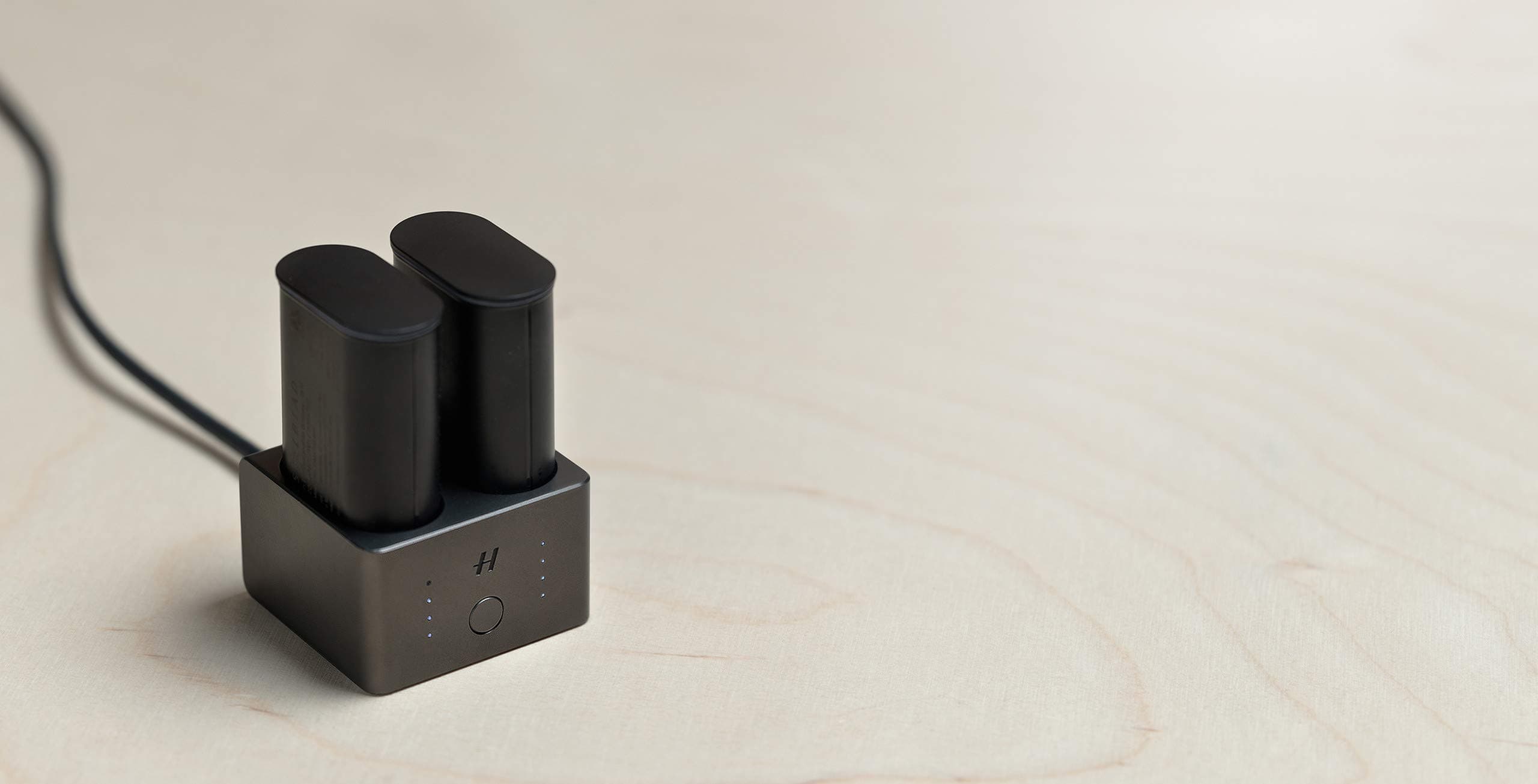 Hasselblad Battery Charger Hub for X1D