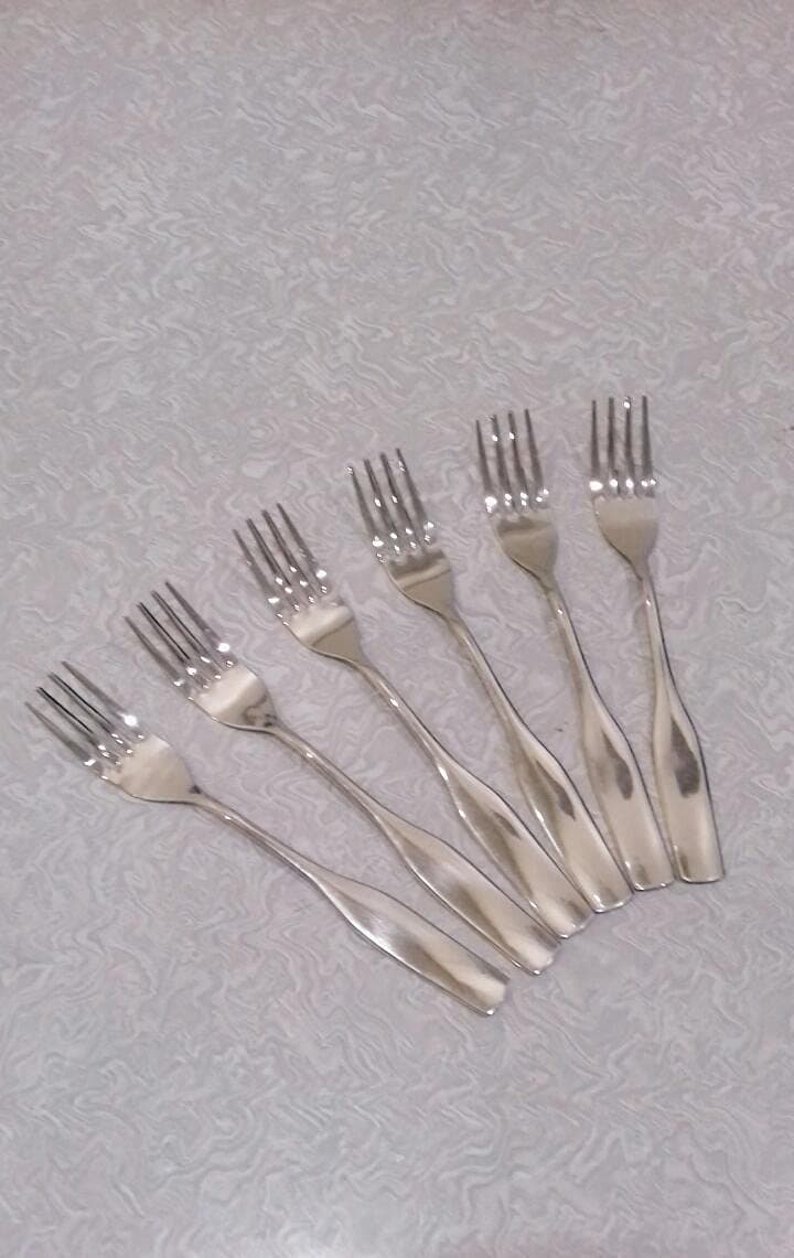 GAFFEL Stainless Steel 6 Pcs Dessert/Dinner/Table Fork Set (Prince), Length 18.5cm,Thickness 1.2mm, Silver-6 Pcs Set