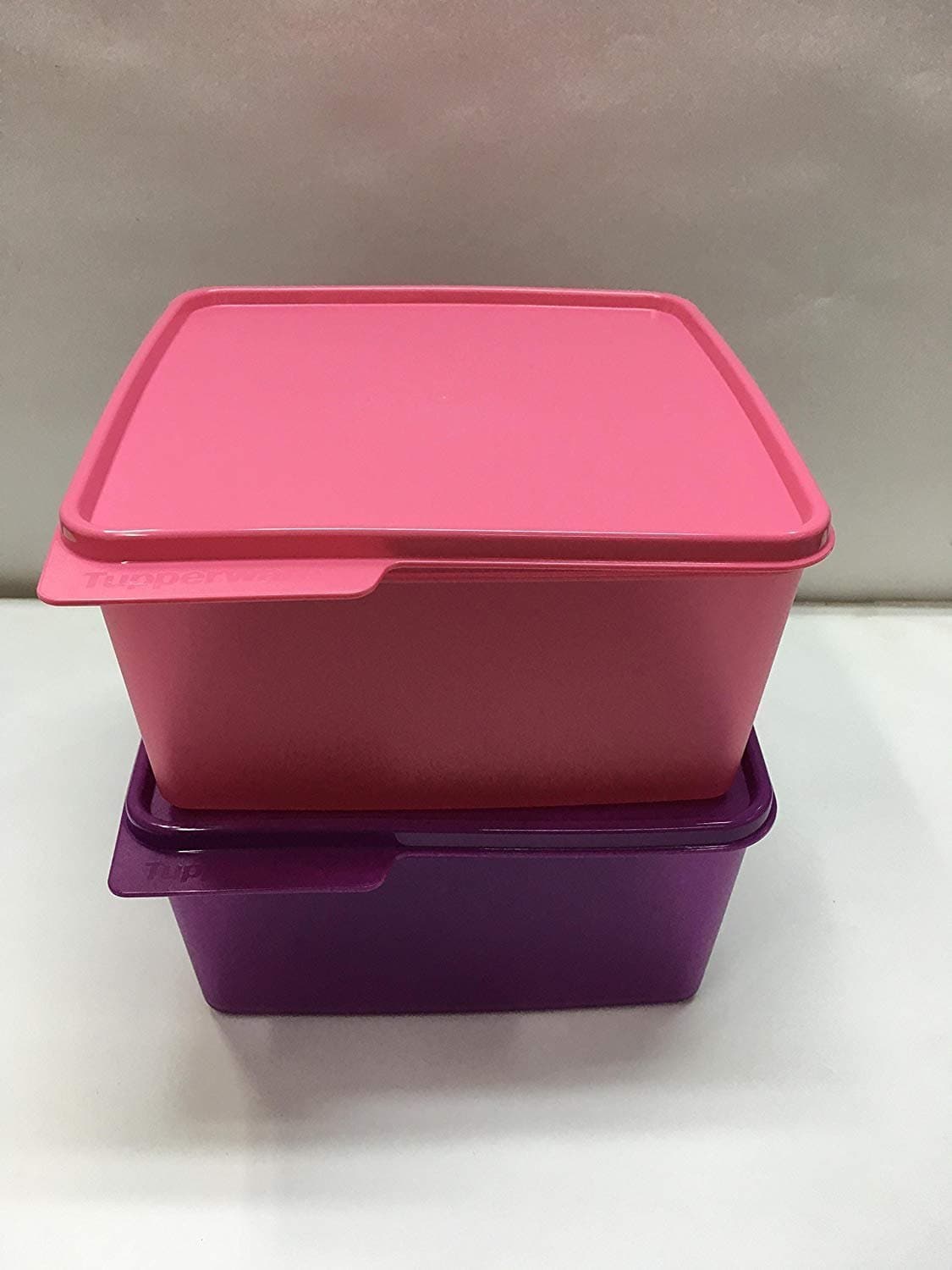 TUPP IND Tupperware Plastic Containers, 2.5 liters, Pink (Set of 2)