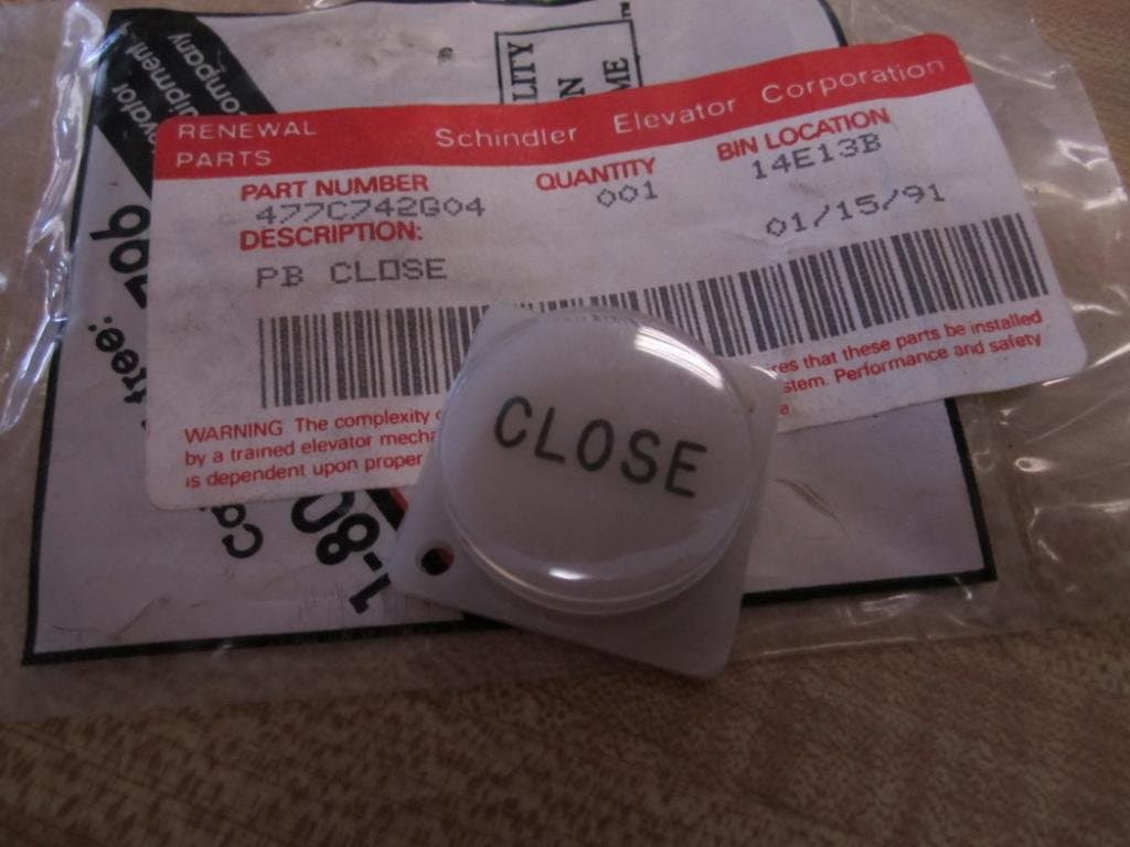 Schindler Elevator 477C742G04 Button Reads Close