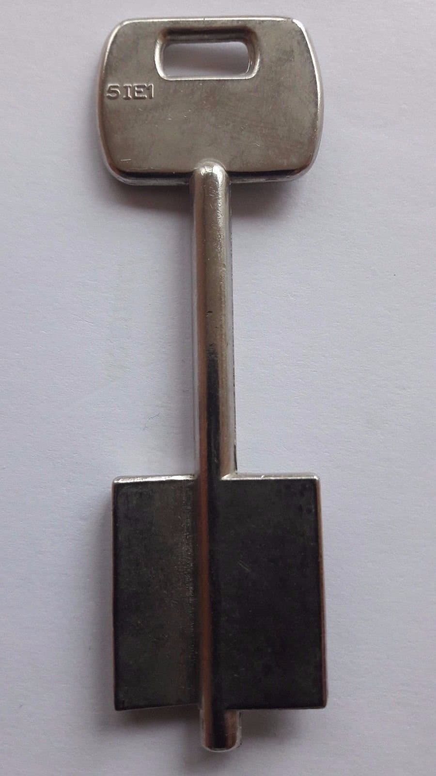 5IE1 SILCA/ISEO Key Blanks/Llave Gorjas/Chiavi Grezza