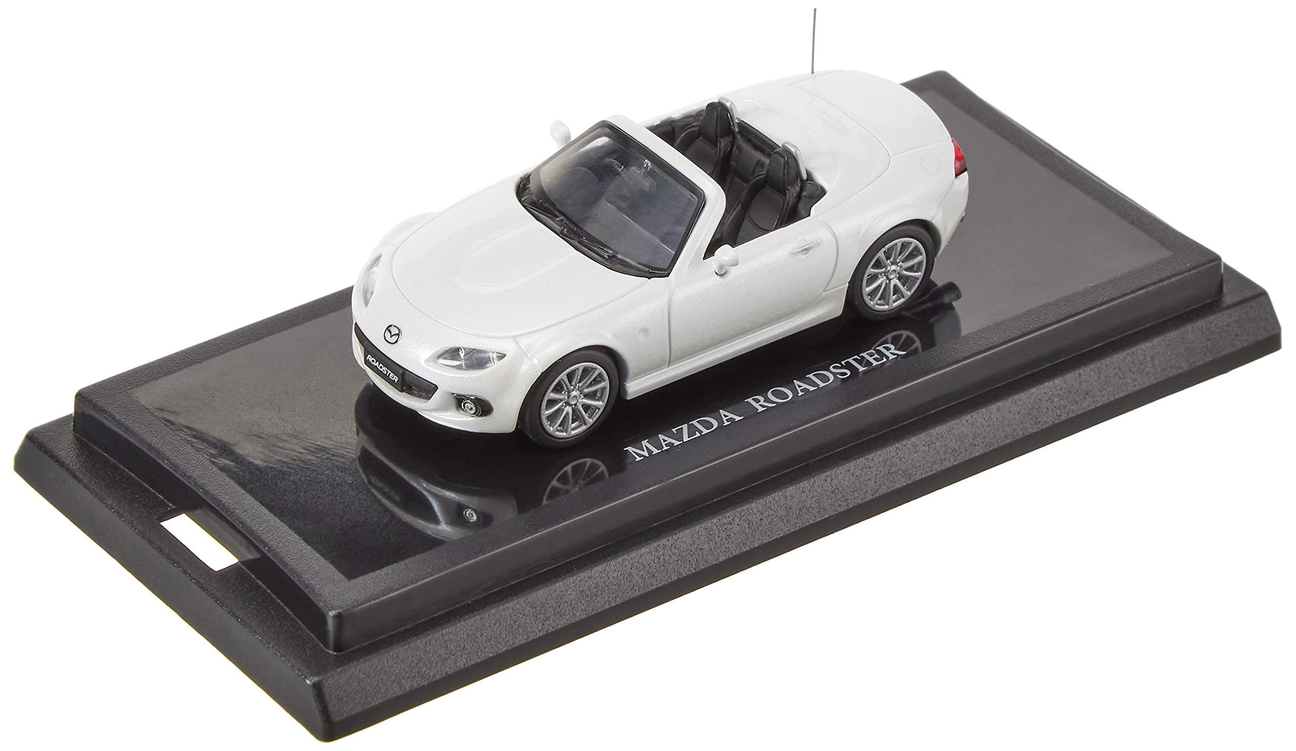 オーバーステア 1/64 マツダ ロードスター RS 2013 クリスタルホワイトパールマイカ