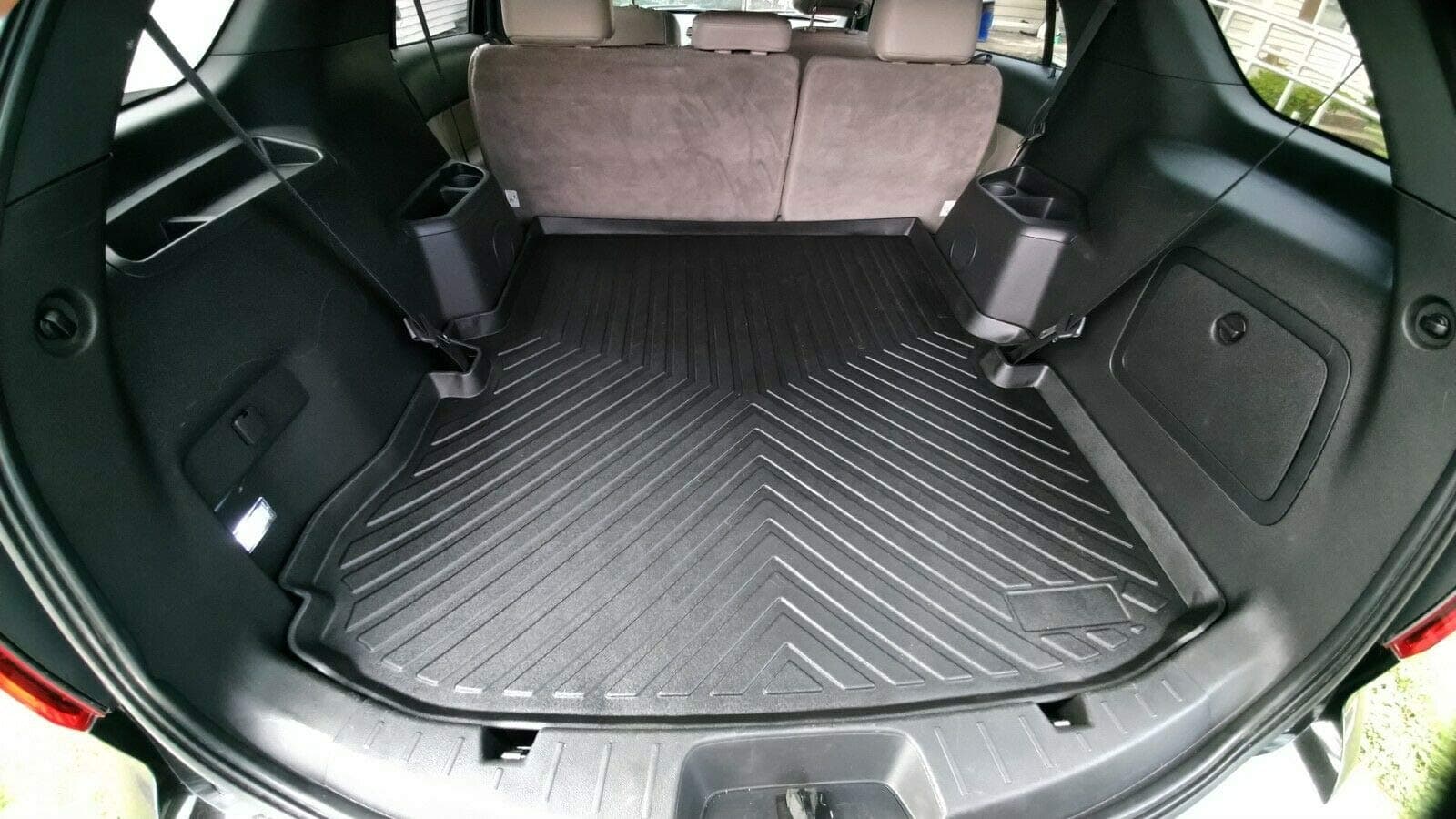 Cargo Liner - Trunk Mat for Ford Explorer 2011-2019 – Weather-Resistant Trunk Mats for Cars with Raised Lip – Non-Slip Car Trunk Mat Rubber – Easy to Install – Laser Pre-Cut Design