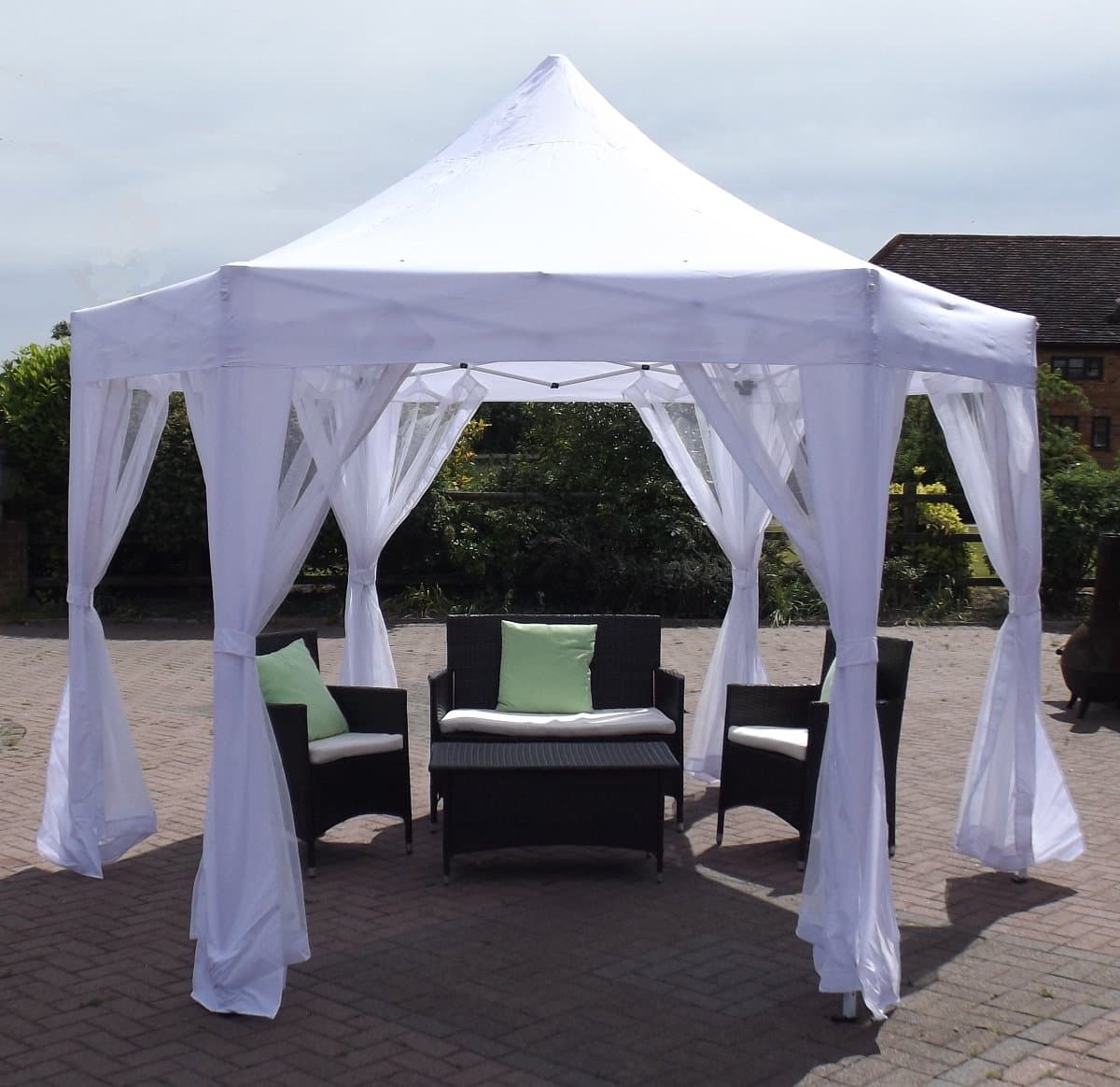 HORWOOD DURABLE METAL FRAME POP UP FOLDING HEXAGONAL WHITE WEDDING GAZEBO 3.6M X 3M WITH NET CURTAINS