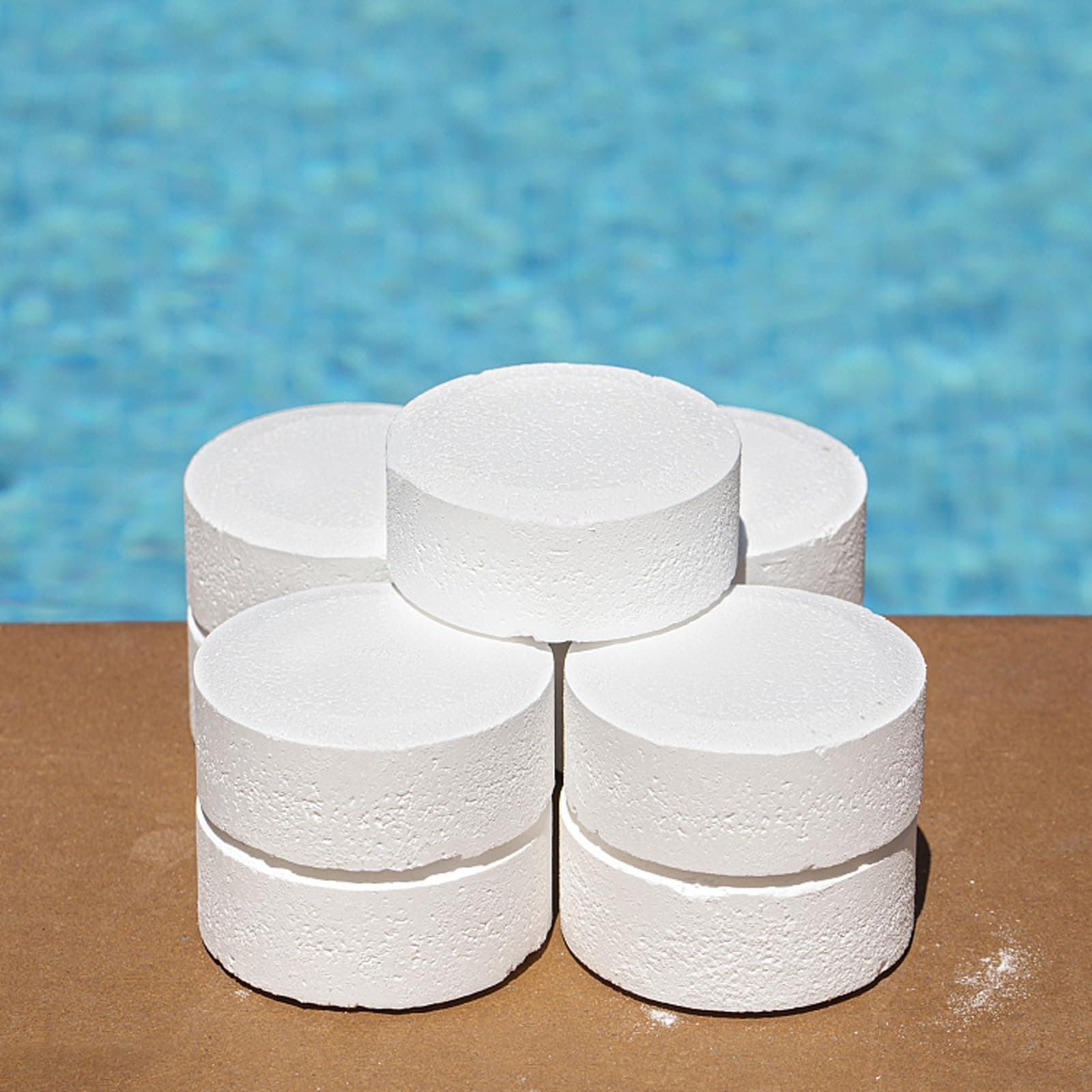 5-in-1 Chlorine Tablets for Pool, Pool Cleaning Tablet, Multifunctional Pool Chlorine Tablets, Limescale Prevention, Used to Clean Swimming Pool Water, The Pool is Clear and Clean (200 g x 4 Pieces)