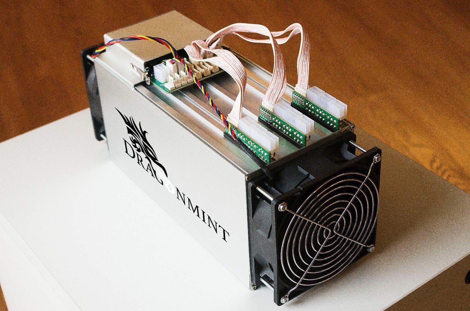 T1 DragonMint 16TH ASIC Bitcoin Miner
