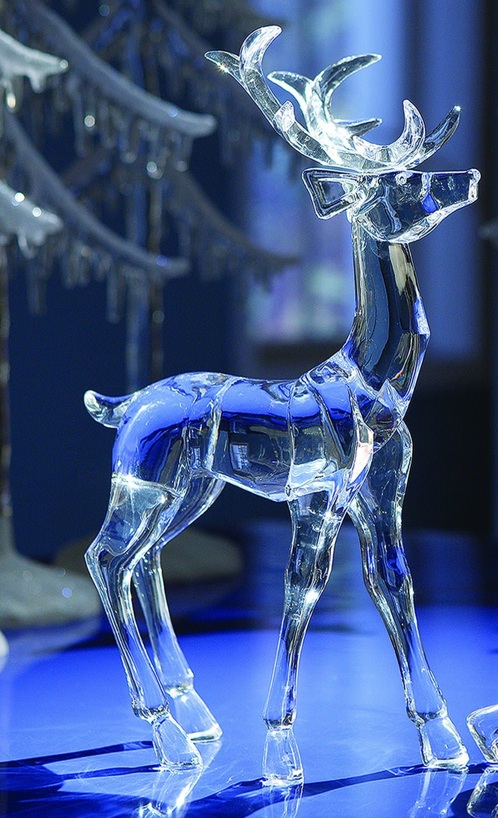 Icy Craft Small Standing Deer