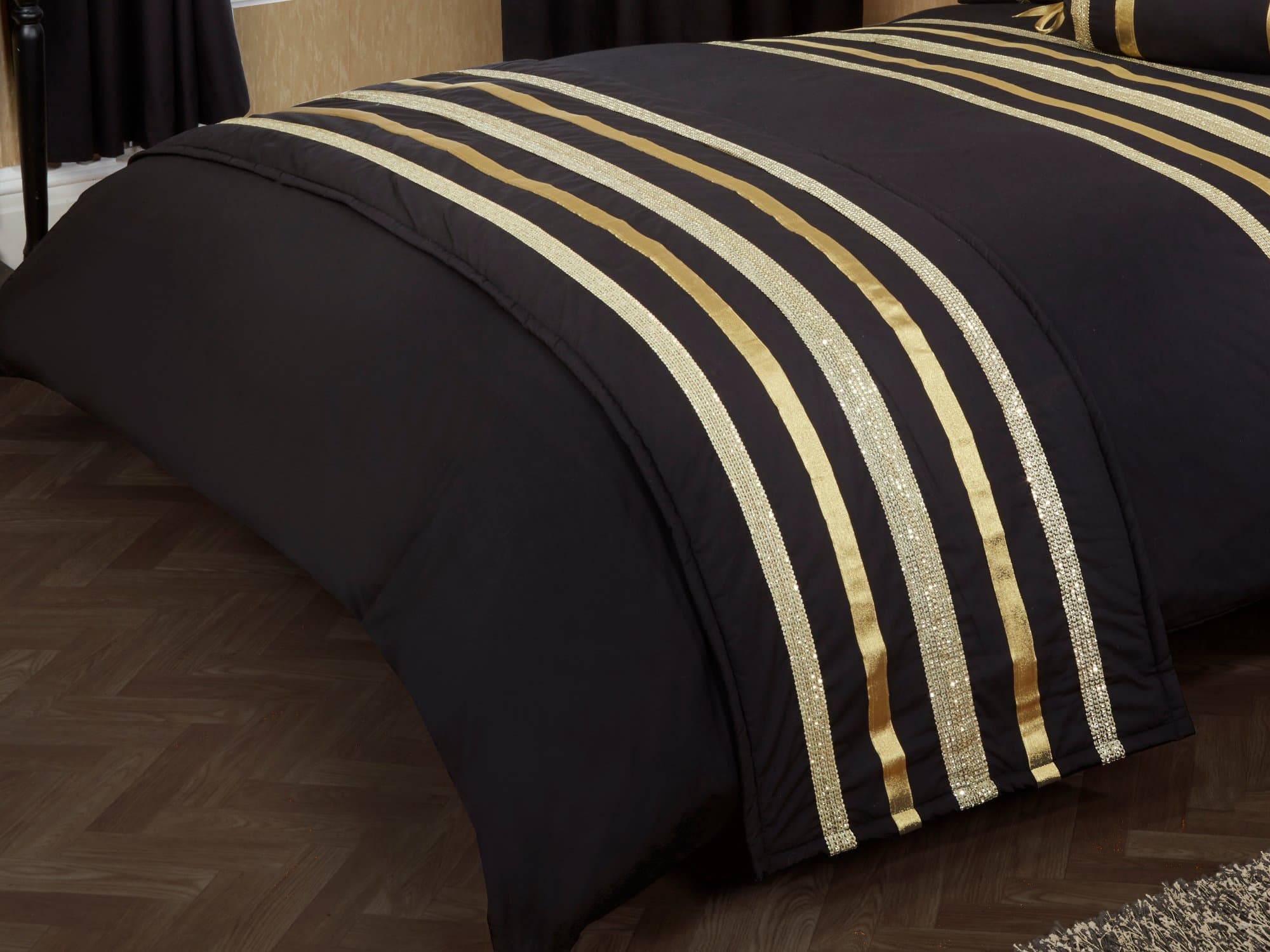 Bed Runner Glitz Black with Gold Trim, Decorative Quilted Bed Runner/Throw, 50cm x 230cm, Luxurious 200 Thread Count 100% Egyptian Cotton with Ribbon Detailing