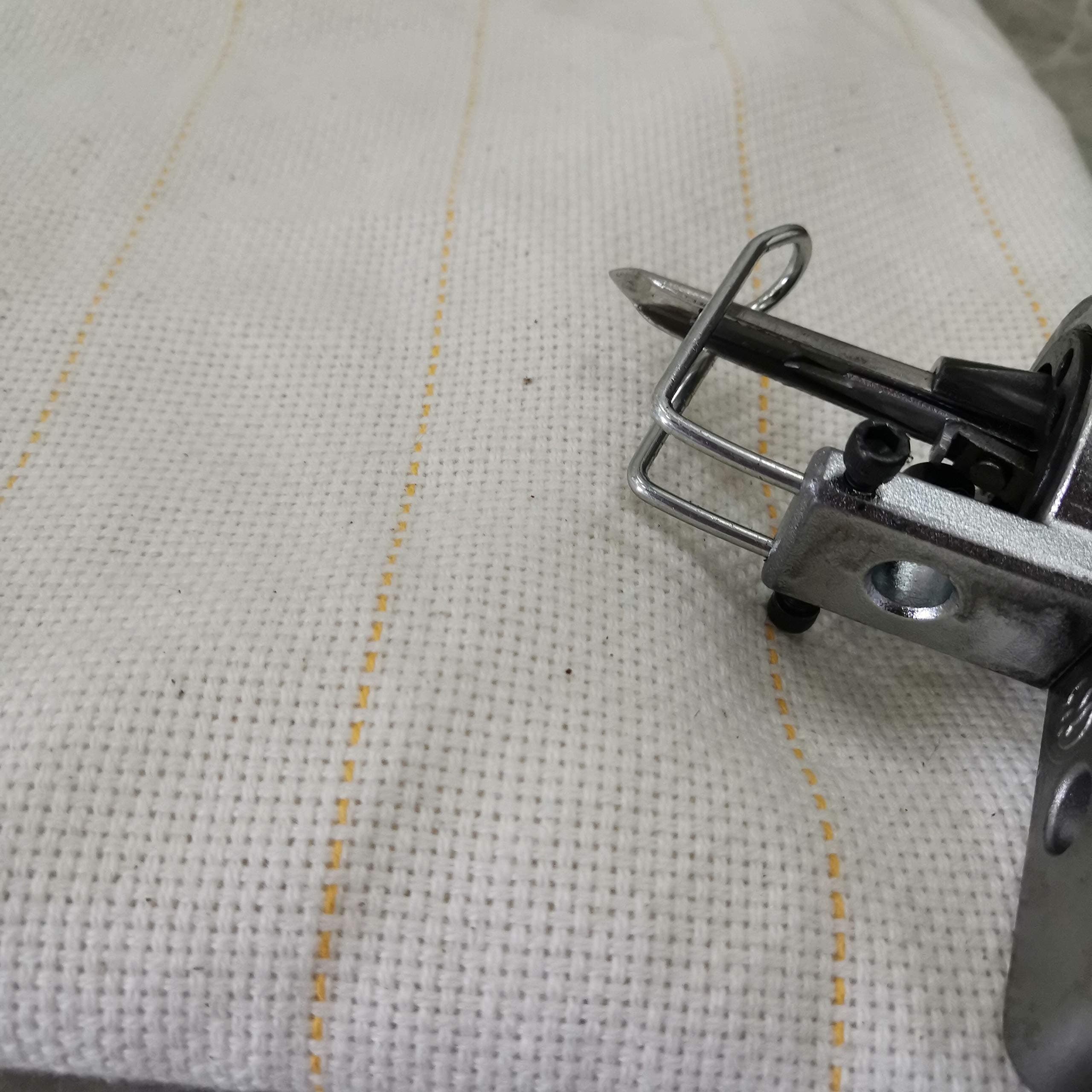 QIBIN Primary Tufting Cloth Backing Fabric For Using Rug Tufting Guns Width 4m (Color : Width 4m)