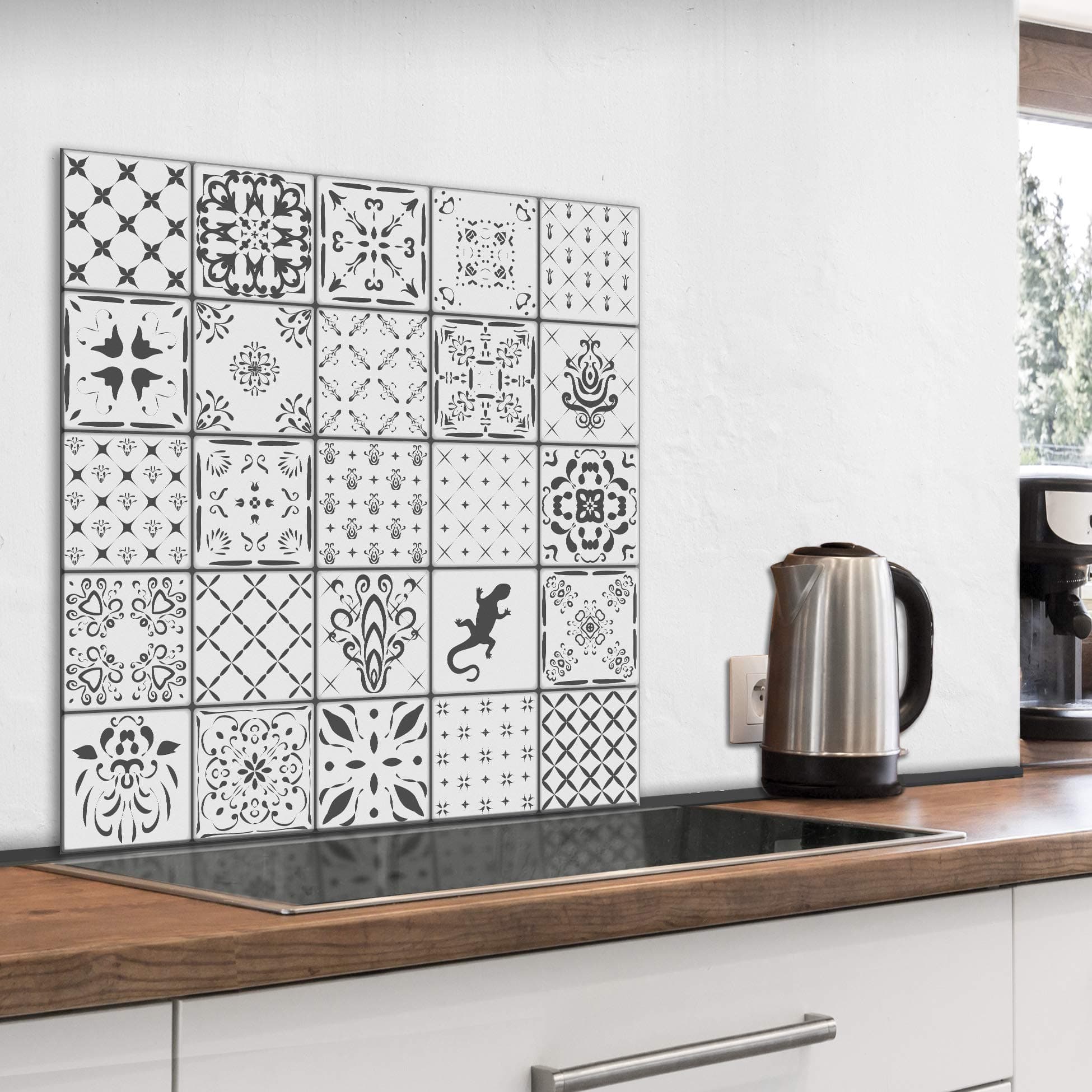 murando Glass Splashback for Kitchen Backsplash Cooker Protector Tempered Glass Decorative Wall Art Panel Heat Resistant Graphic 80x80 cm / 32"x32" Tiles Mosaic f-B-0295-aq-a