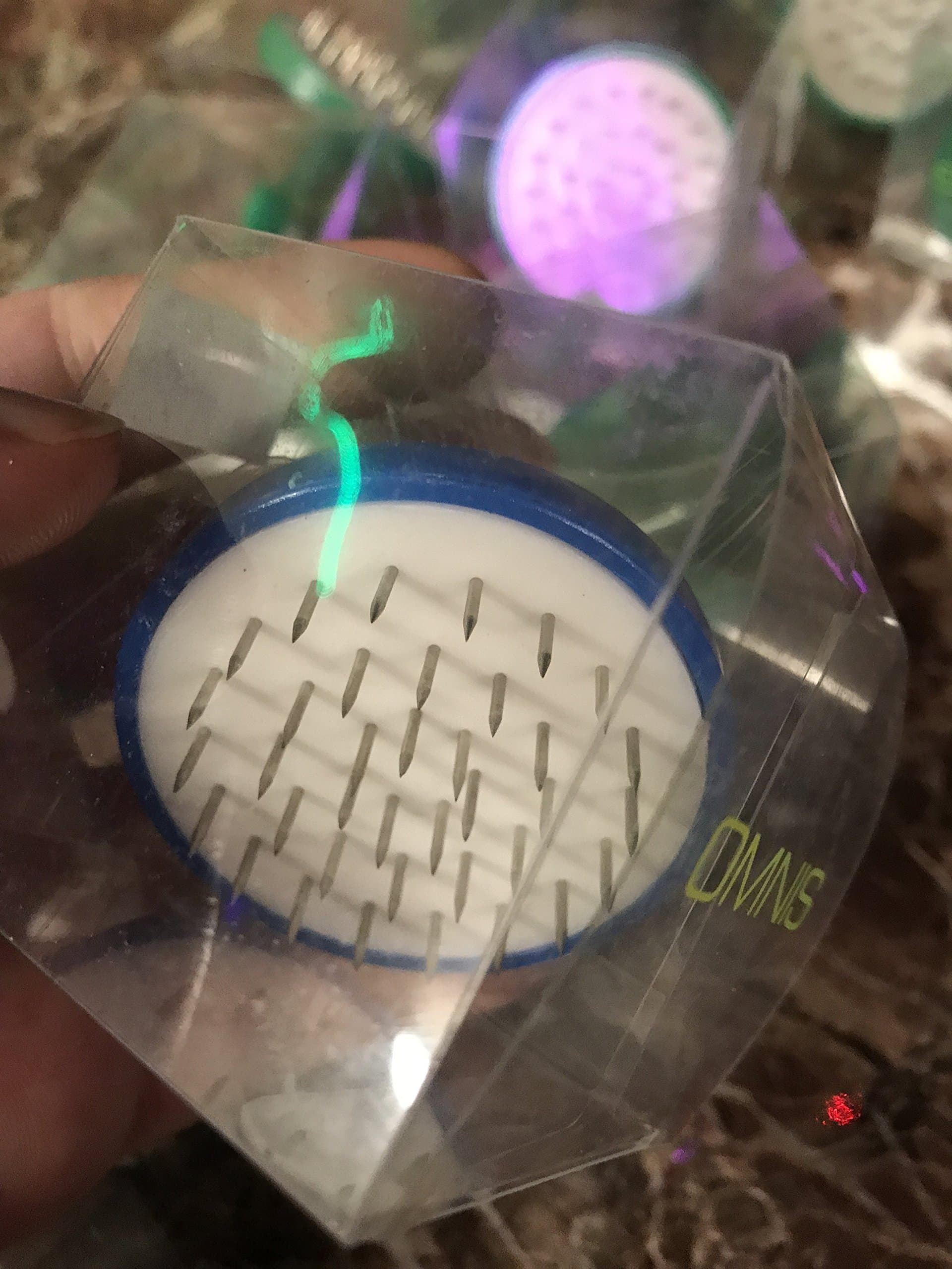 Hookah Foil Puncher Thin Holes Various Colors (Blue)