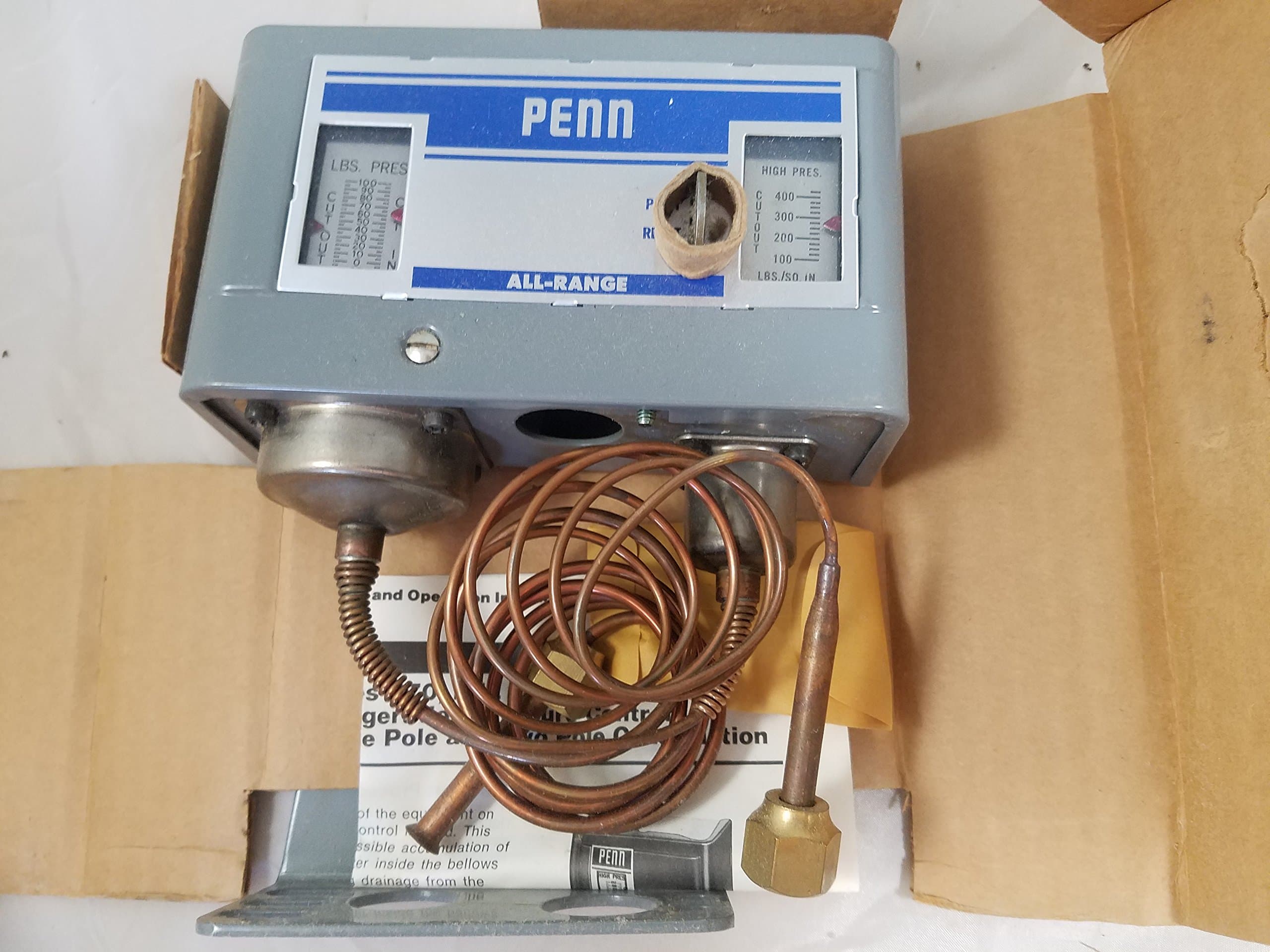 Johnson Controls P70MA-1C Micro-Set Control for Non-Corrosive Refrigerants, Single-Pole, Single-Throw, 100 to 500 psi High Pressure Side, Low Cut-Out, 36" Capillary, 1/4" Flare Nut